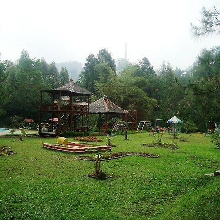 Hotel Taman Piknik Пунсак Екстериор снимка